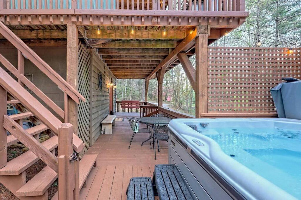 Near Downtown Helen - Hottub, Sauna, Game Room, Fire Pit Kültér fotó