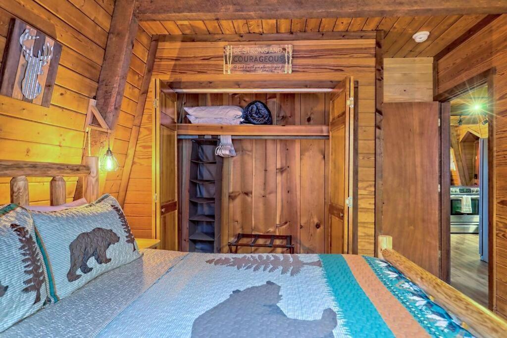 Near Downtown Helen - Hottub, Sauna, Game Room, Fire Pit Kültér fotó