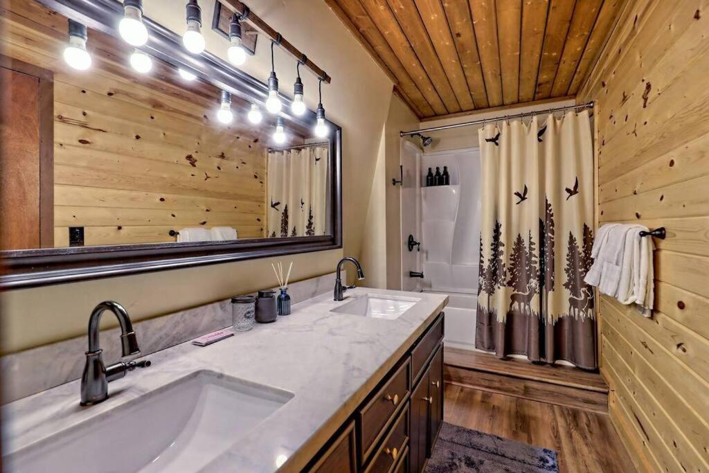 Near Downtown Helen - Hottub, Sauna, Game Room, Fire Pit Kültér fotó